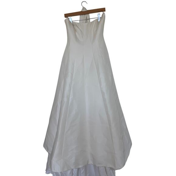 Jenny Yoo Addilyn Wedding Gown - Picture 2 of 10